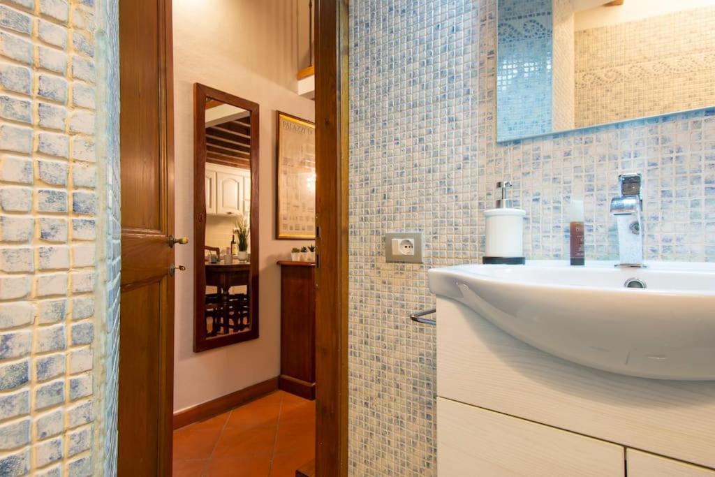 피렌체 Demedici Apt W/ 2Br 1' Walk Uffizi & Ponte Vecchio 아파트 외부 사진